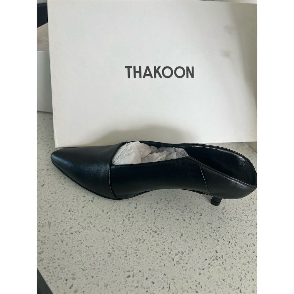 Thakoon Women's Black Leather Pointed Toe Pumps Kitten Heels - Picture 4 of 6